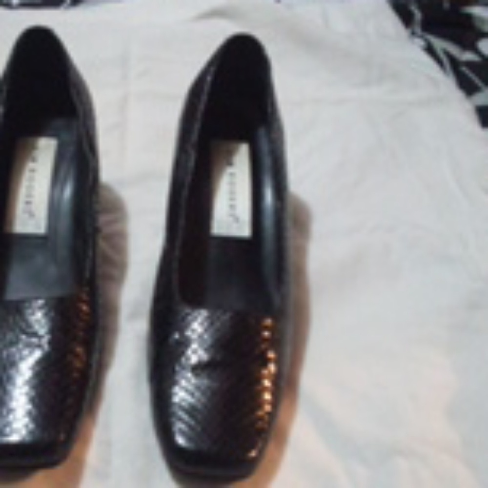 Genuine Snake Skin Kim Rogers Dress Shoes
